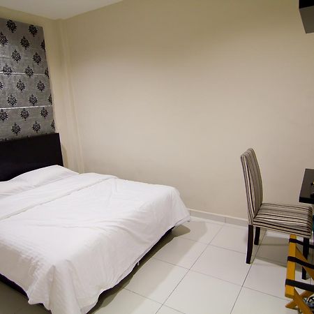 Melody Inn Hotel Kluang Esterno foto
